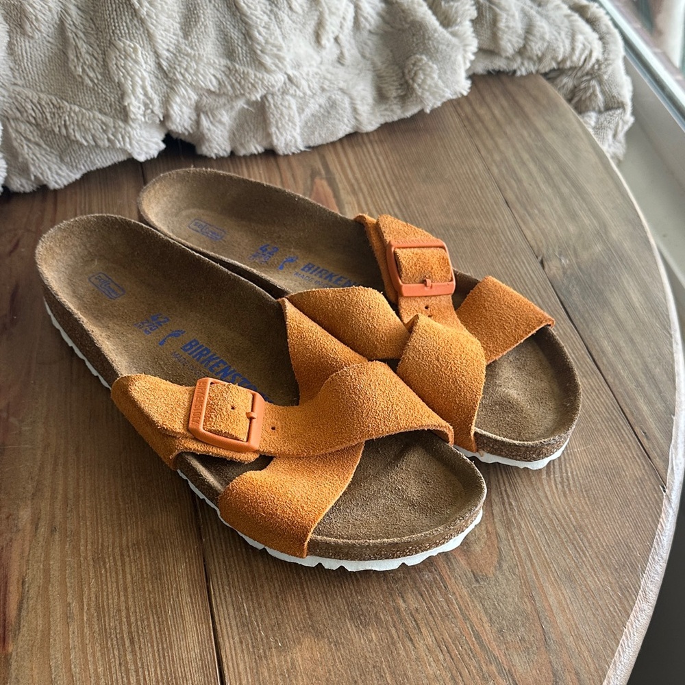 Free People Birkenstock Siena Orange Suede Sandals White Sole Sz 42 Men Women